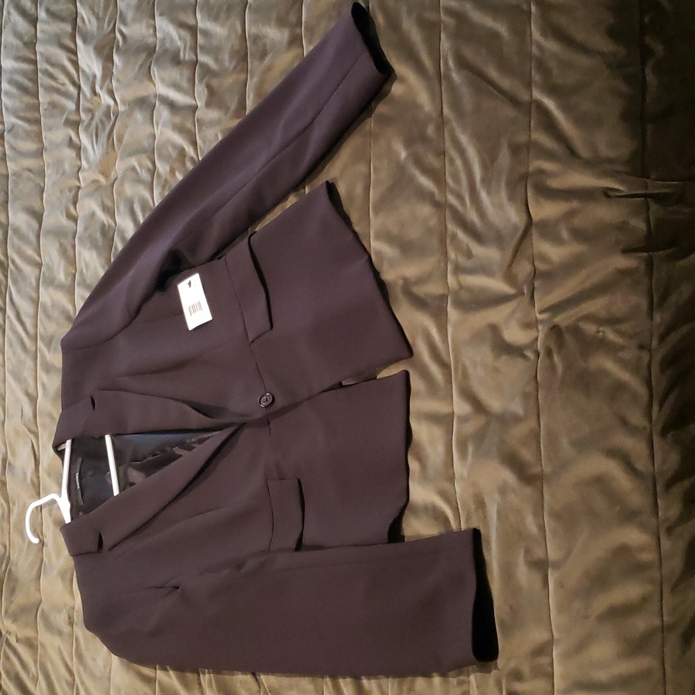 Tahari blazer